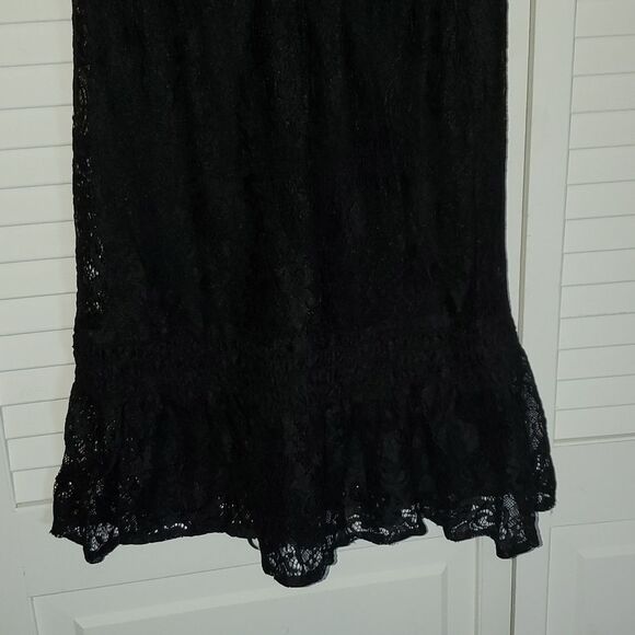 Hollister Lace Slip Dress - Picture 3 of 4